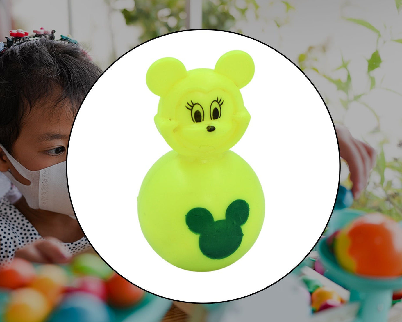 Balancing toy for babies with bright colors