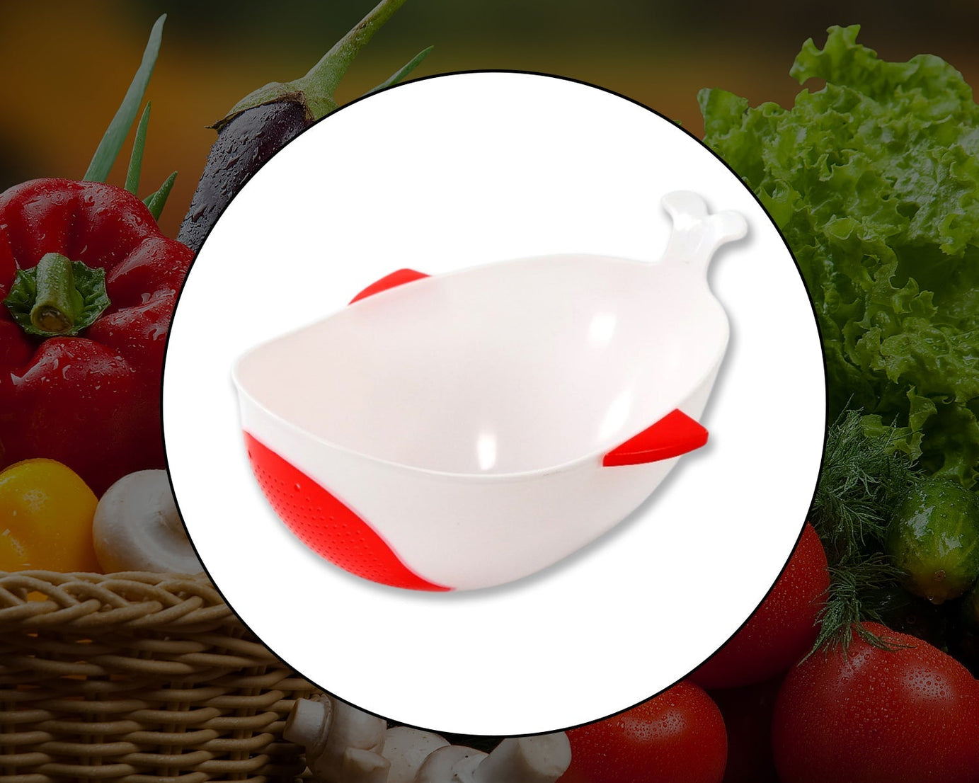 Multi-use plastic bowl with strainer for pasta and vegetables