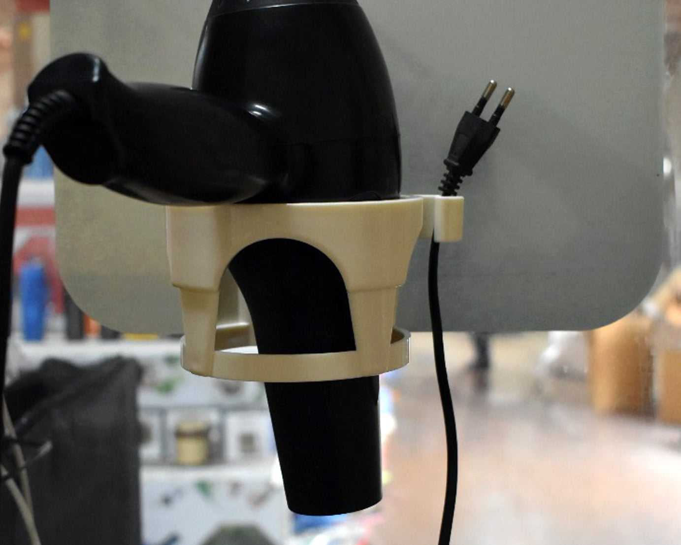 Hair D Holder W Suction used in all kinds of household and official places specially by women's and girls for their hair.