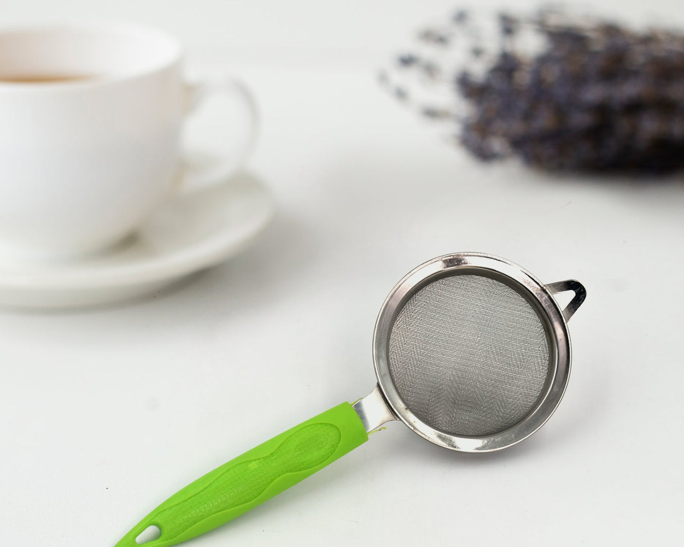 Stainless steel tea and coffee strainer