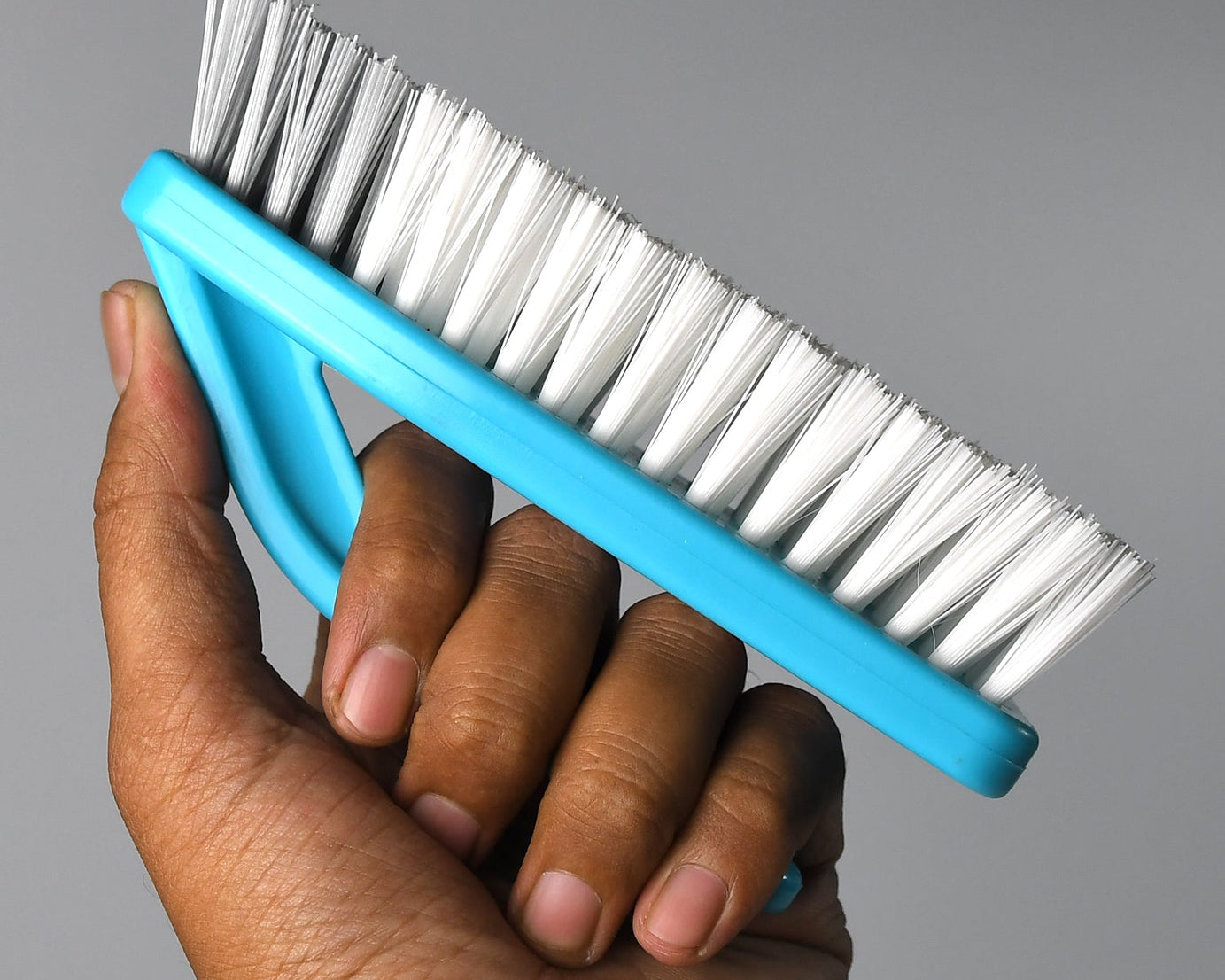 Floor scrub brush