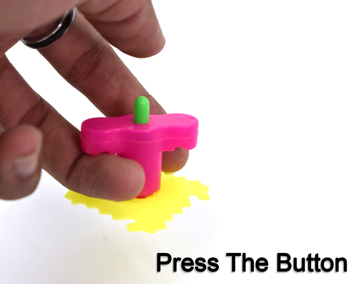 Toy spinner with launch mechanism