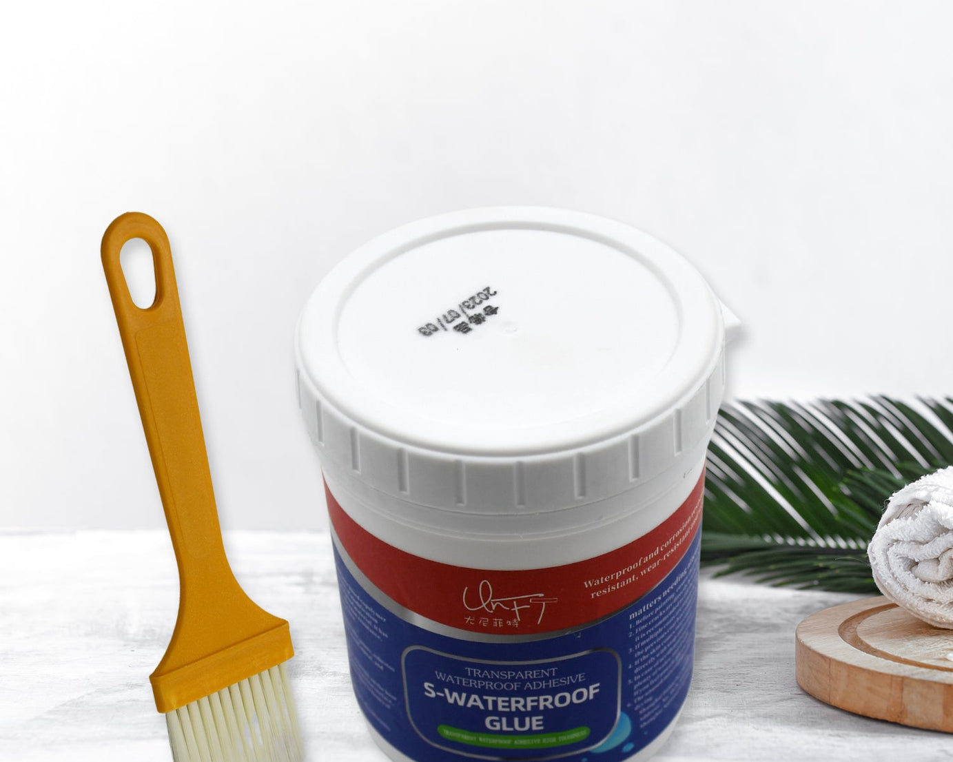 7935 Transparent Waterproof Glue 300g with Brush, Leakage Protection Outdoor Bathroom Wall Tile Window Roof, Anti-Leakage Agent, sealant glue, Roof Sealant Waterproof Gel