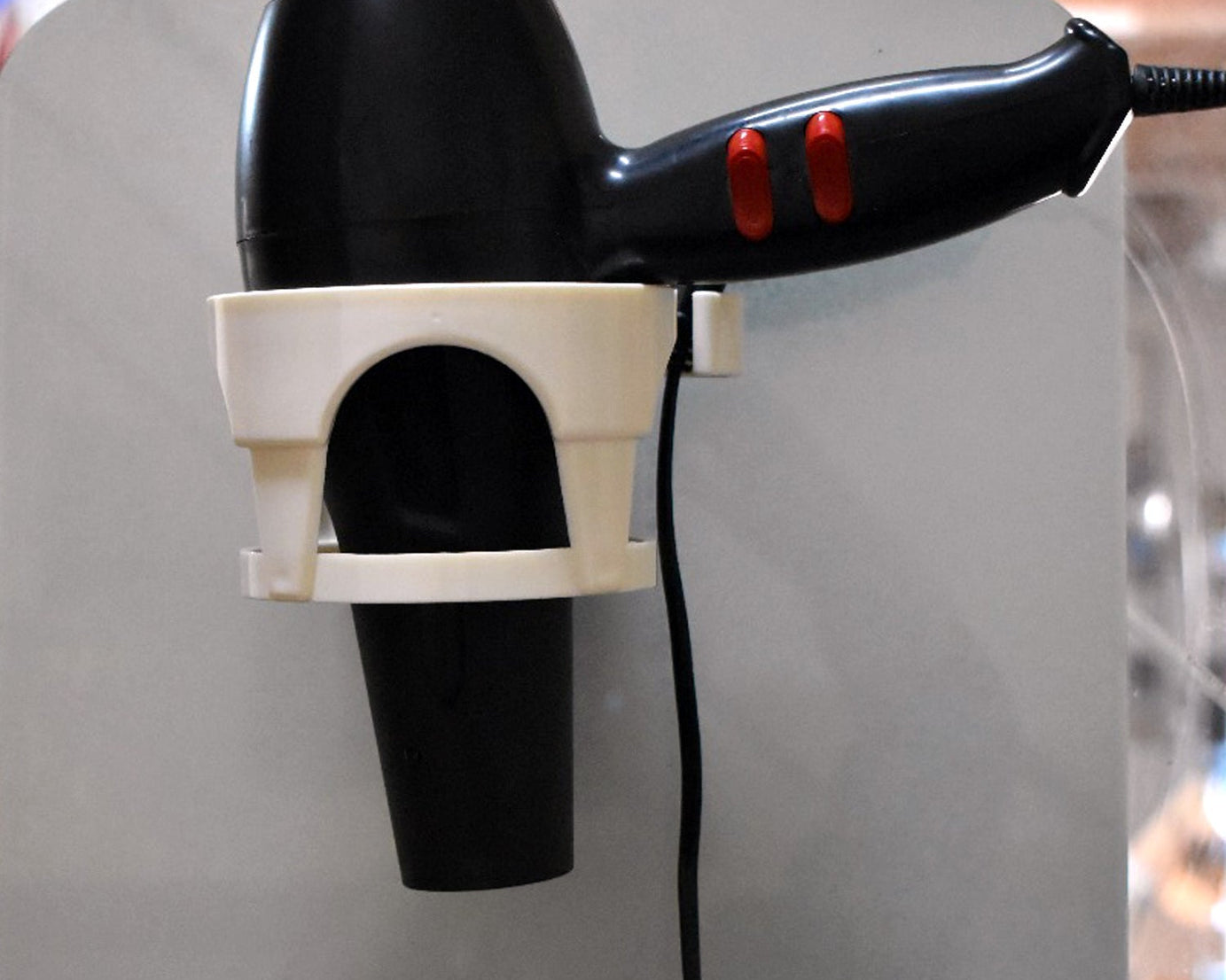 Hair D Holder W Suction used in all kinds of household and official places specially by women's and girls for their hair.