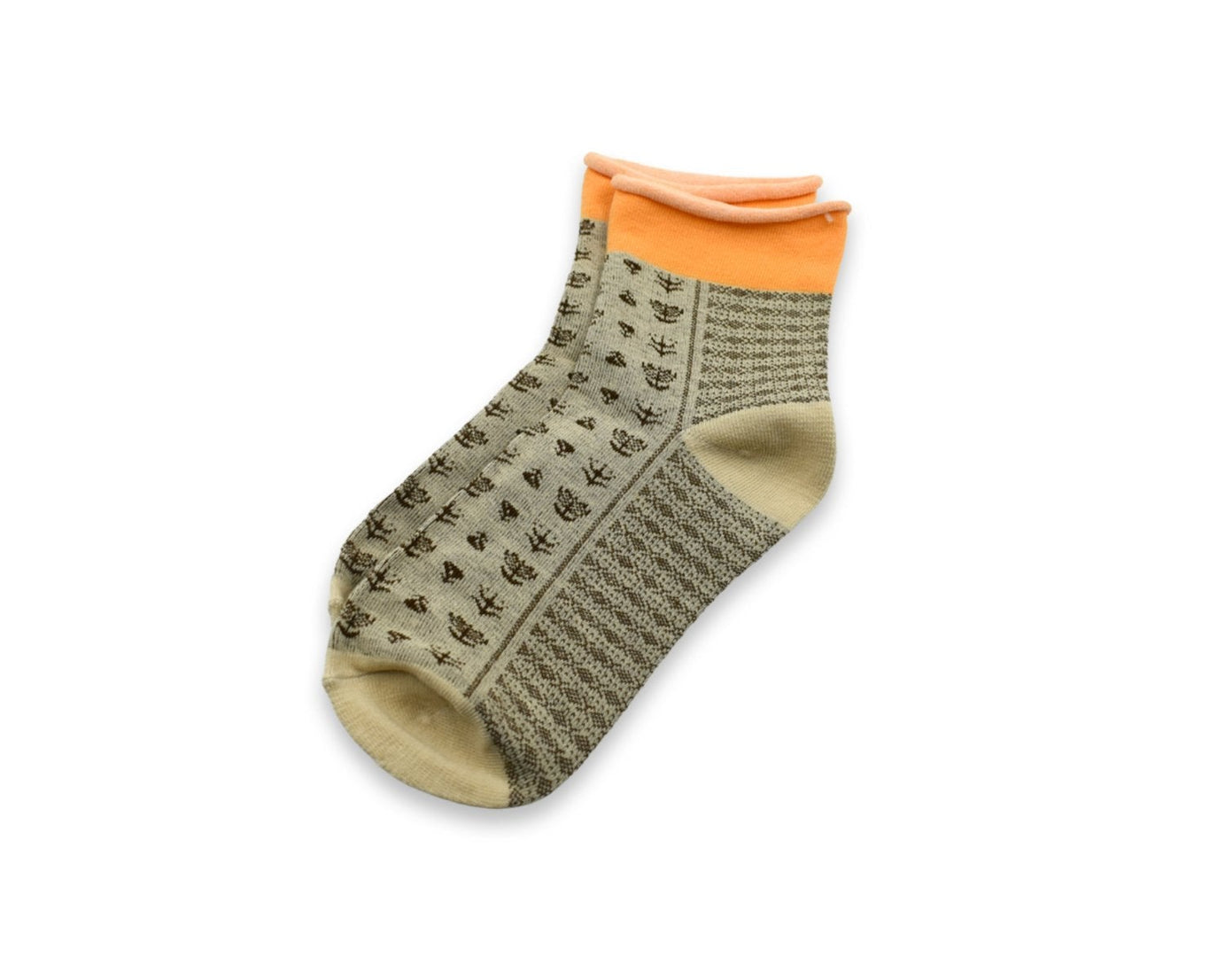 Comfortable socks with a classic design and thickened fabric