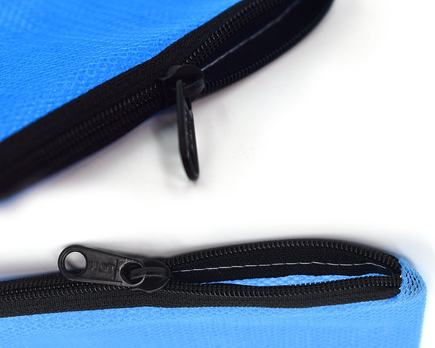 Zippered food cover for fridge storage