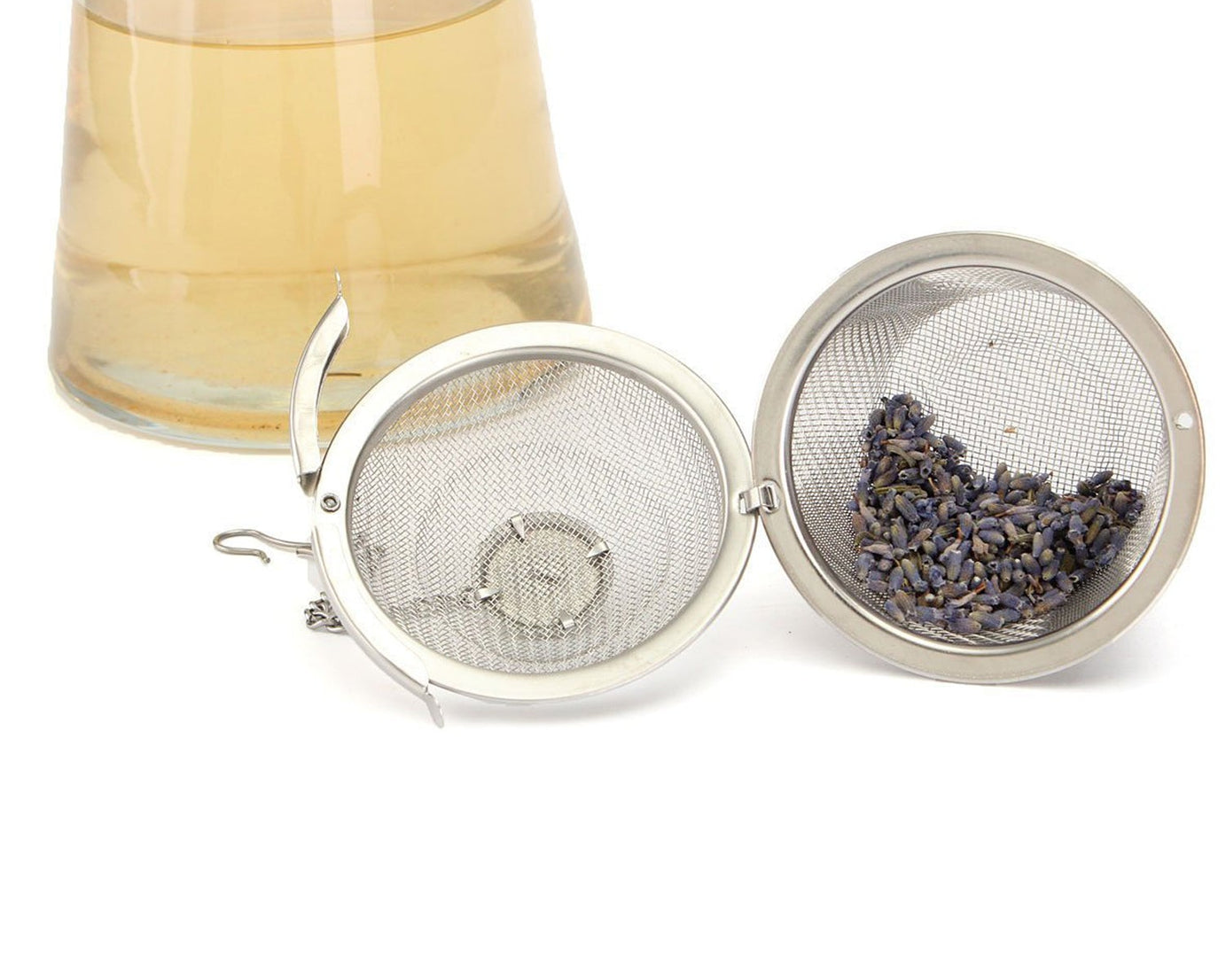 Stainless steel infuser with locking feature