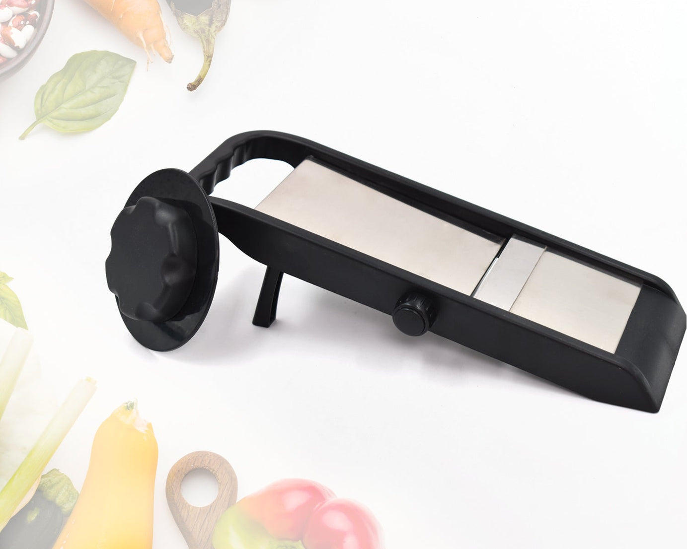 Potato and onion slicer