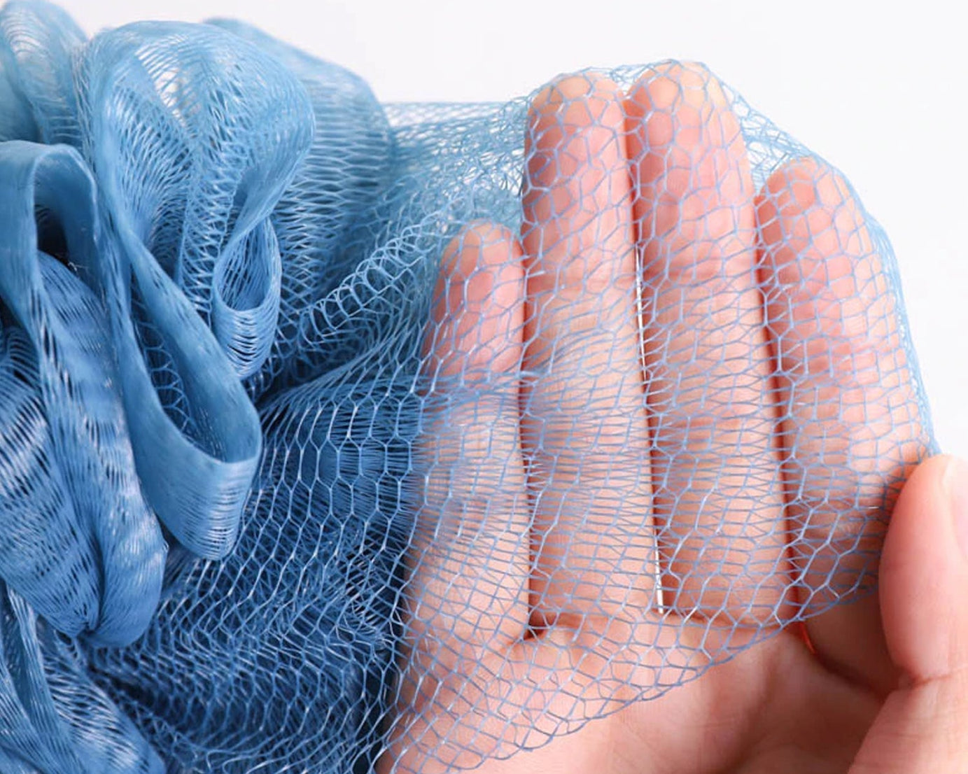 Loofah sponge for body cleaning and scrubbing