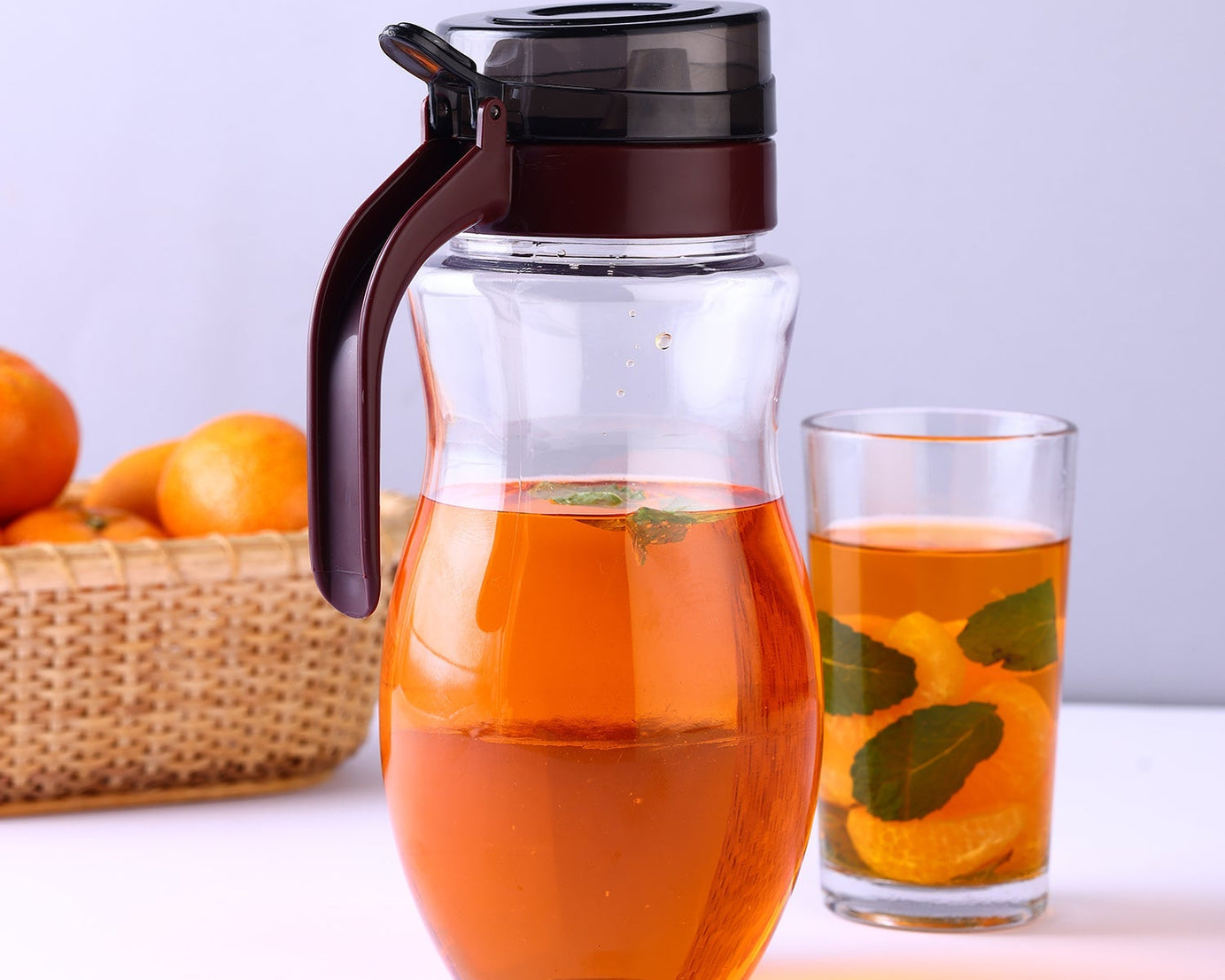 Stainless steel oil dispenser with small nozzle for controlled pouring