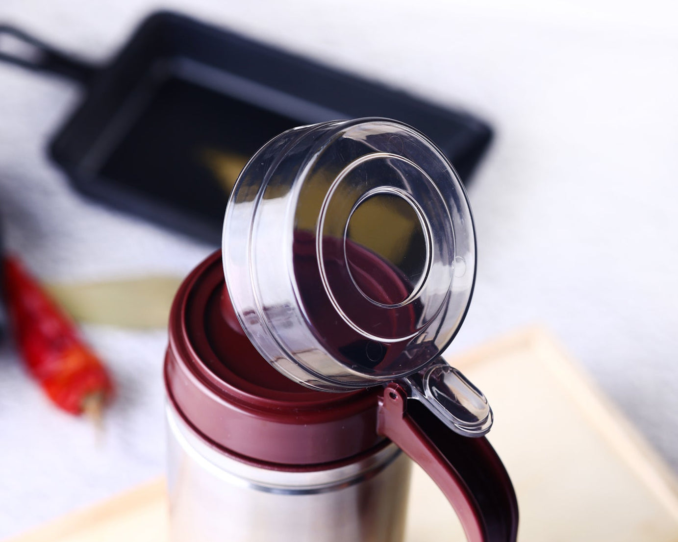 Oil container with small nozzle, stainless steel, 750ml