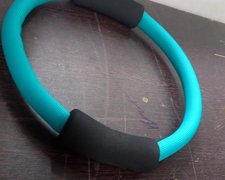 Fitness Ring Workout Yoga Ring Circle Pilates for Woman Fitness Circle Thigh Exercise Pilates Circle Ring Fitness Equipment for Home