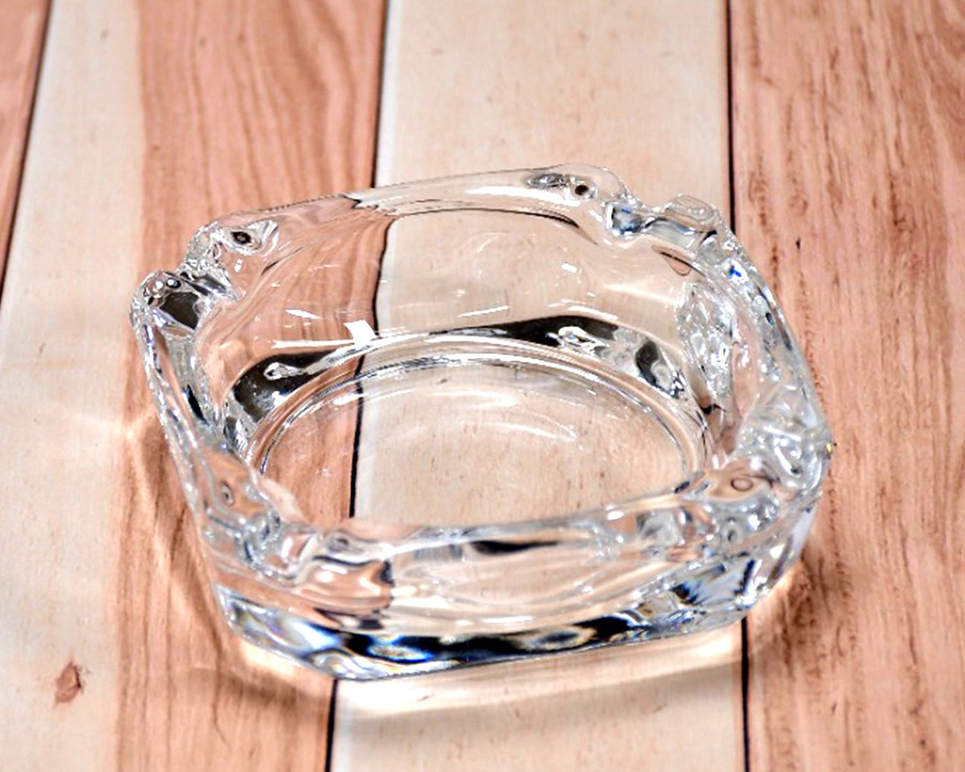 Glass Brunswick Crystal Quality Cigar Cigarette Ashtray Round Tabletop for Home Office Indoor Outdoor Home Decor