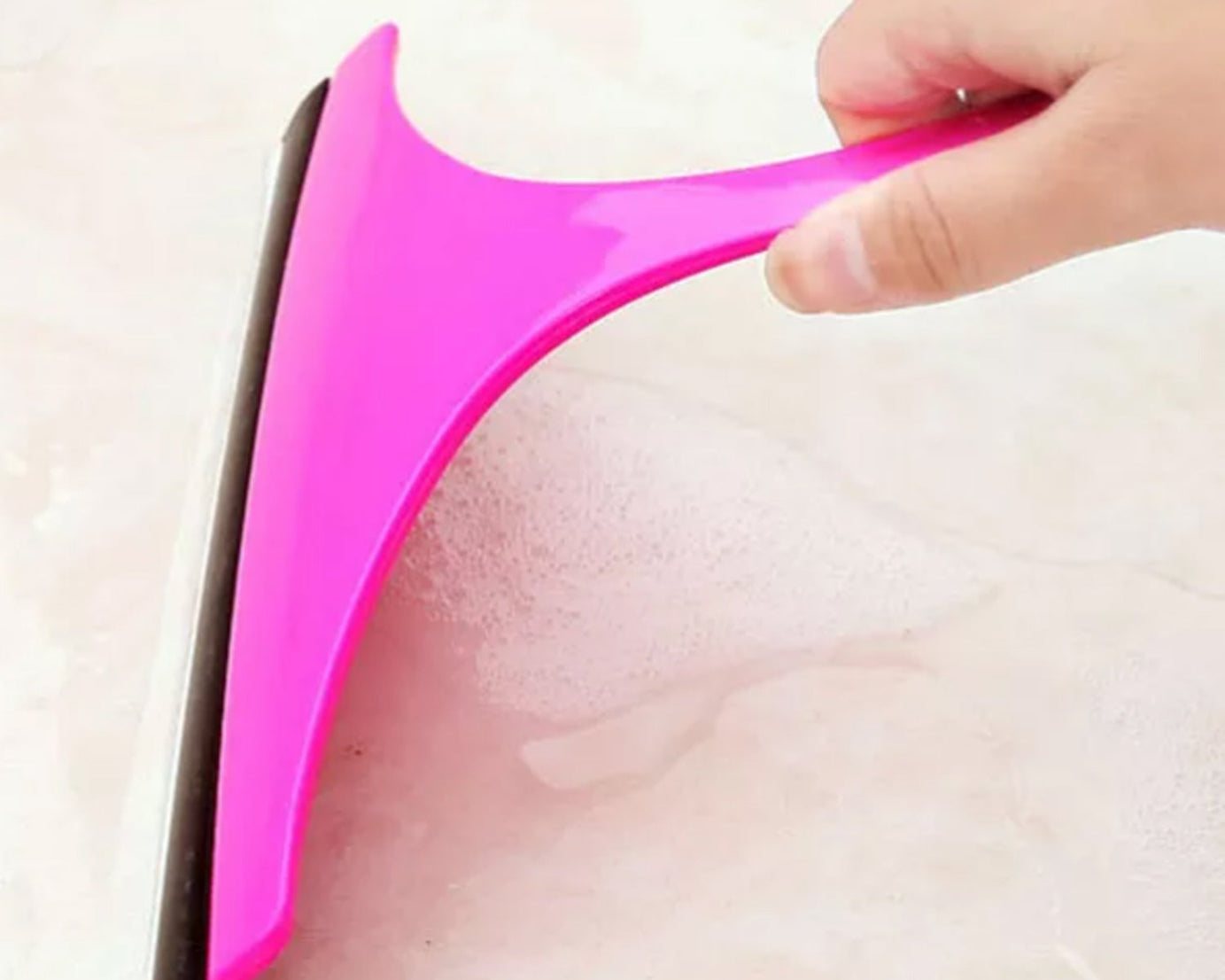 Car mirror wiper for removing water and debris