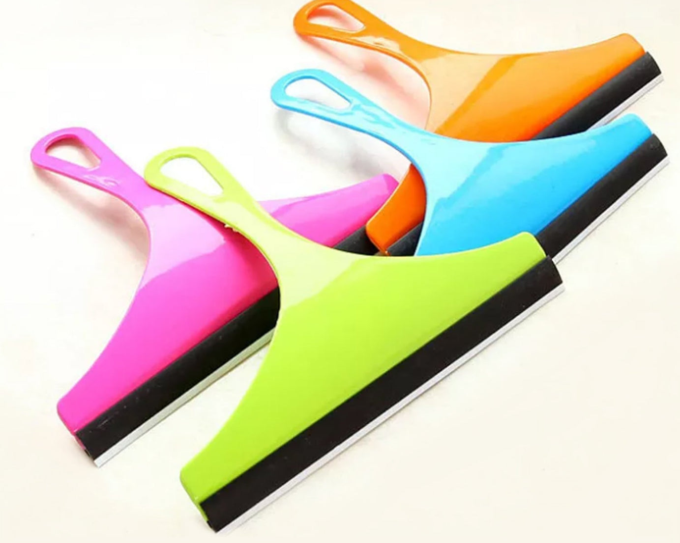 Mirror wiper tool for cars and other vehicles