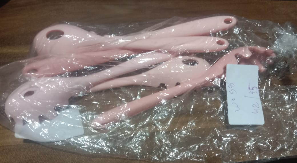 Multipurpose Silicone Spoon, Silicone Basting Spoon Non-Stick Kitchen Utensils Household Gadgets Heat-Resistant Non Stick Spoons Kitchen Cookware Items For Cooking and Baking (6 Pcs Set)