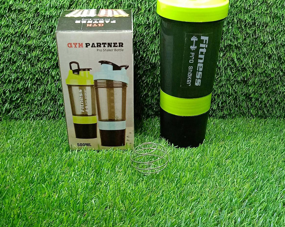 Gym shaker bottle with durable design