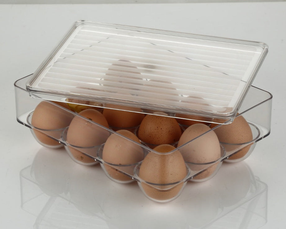 Storage box with 12 cavities for holding eggs