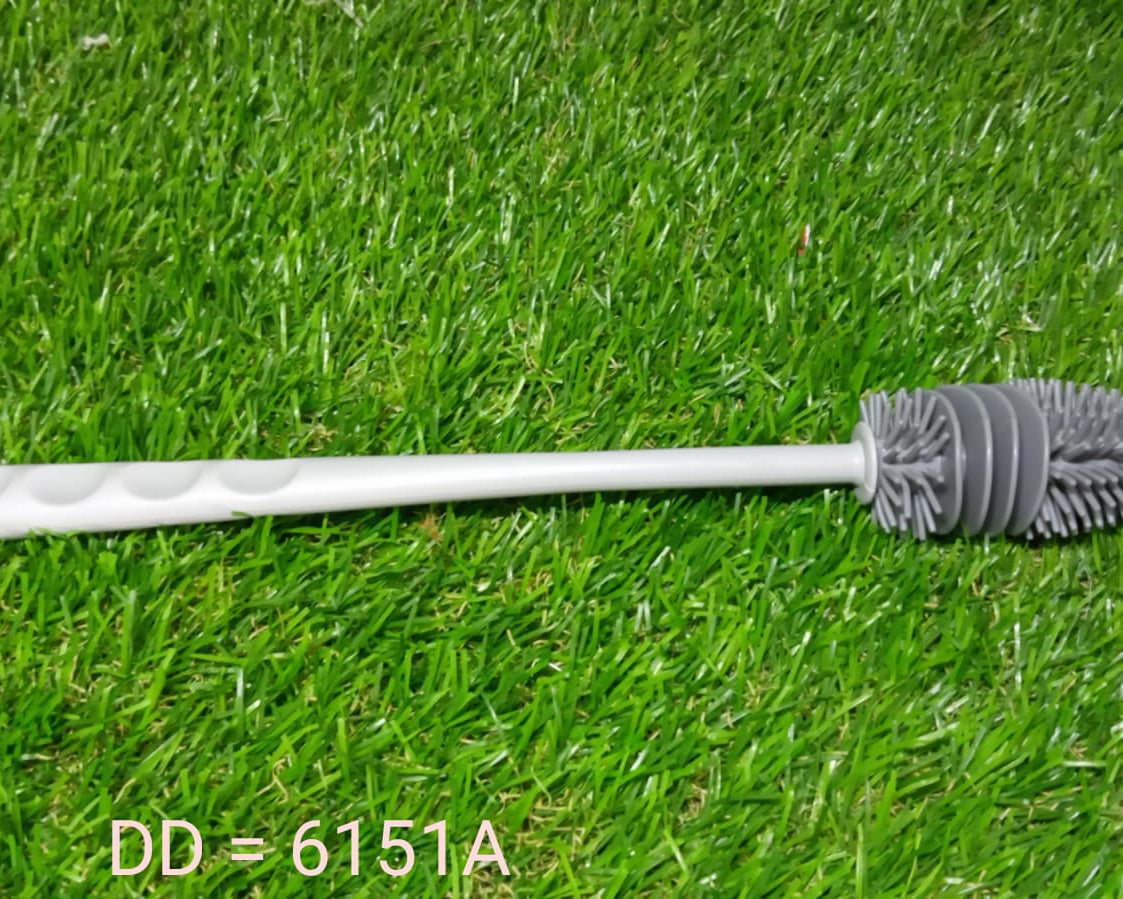 Cleaning brush for hard-to-reach bottle areas.