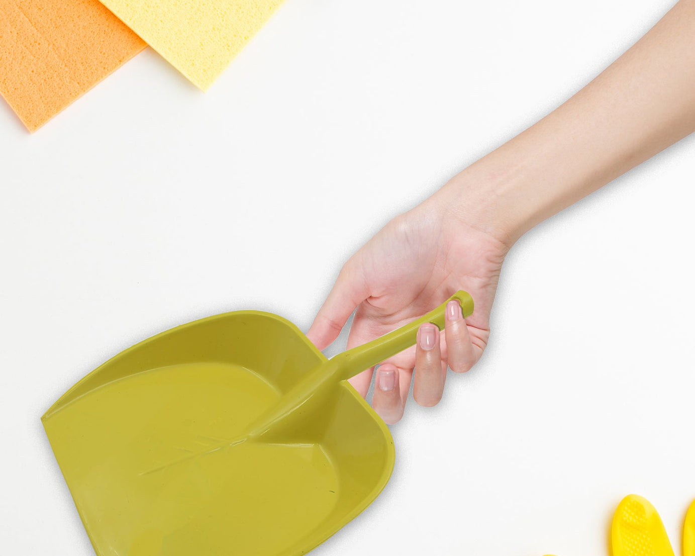 Dustpan with Long Handle, Dust Collection Dust Pan Tray for Kitchen, Home, Office, Bathroom Etc (1 Pc / Multicolor )