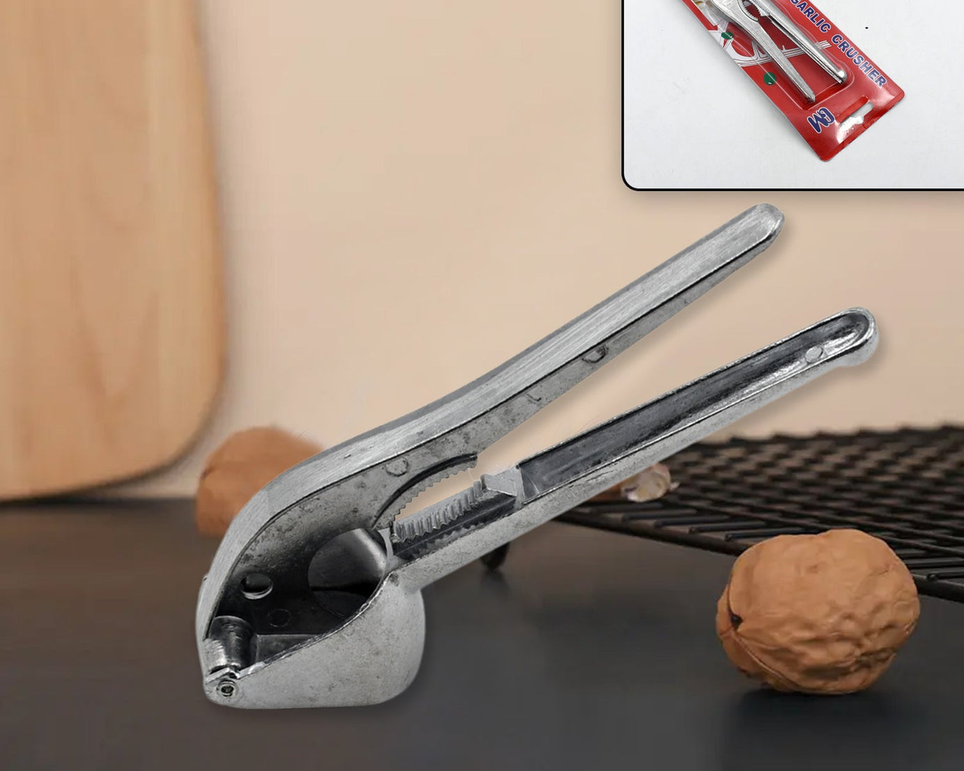 Garlic Press All Aluminum Easy to Use with Light Weight without Difficulty Cooking Baking, Kitchen Tool, Dishwaher Safe