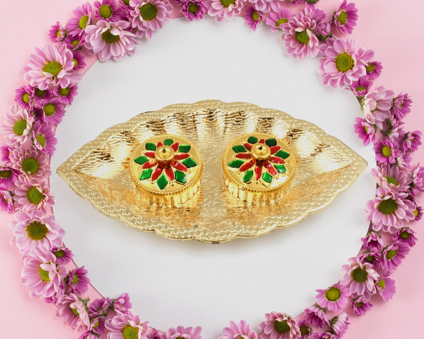 Leaf Shape Special Puja Thali (1 Pc / Mix Design)