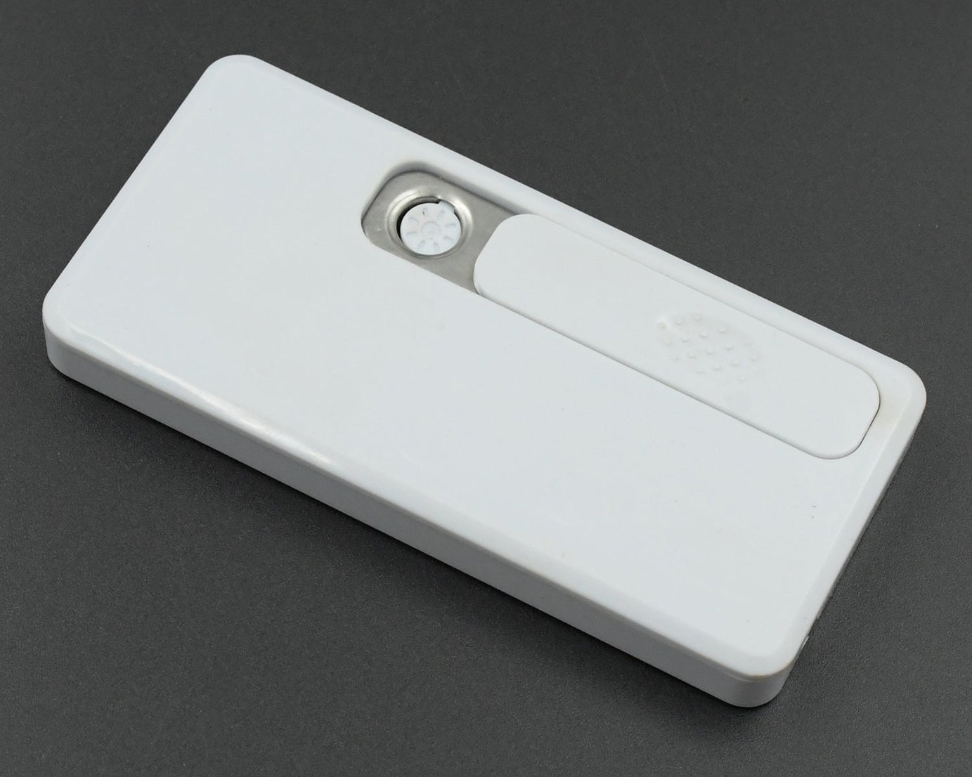 Stylish Electric USB Lighter for Men & Women (Rechargeable, Windproof)