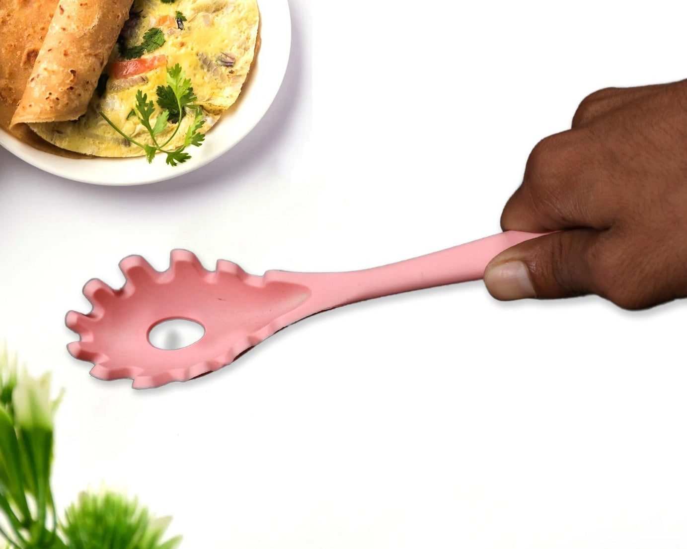 Silicone spaghetti strainer, no harm to cookware, heat resistant