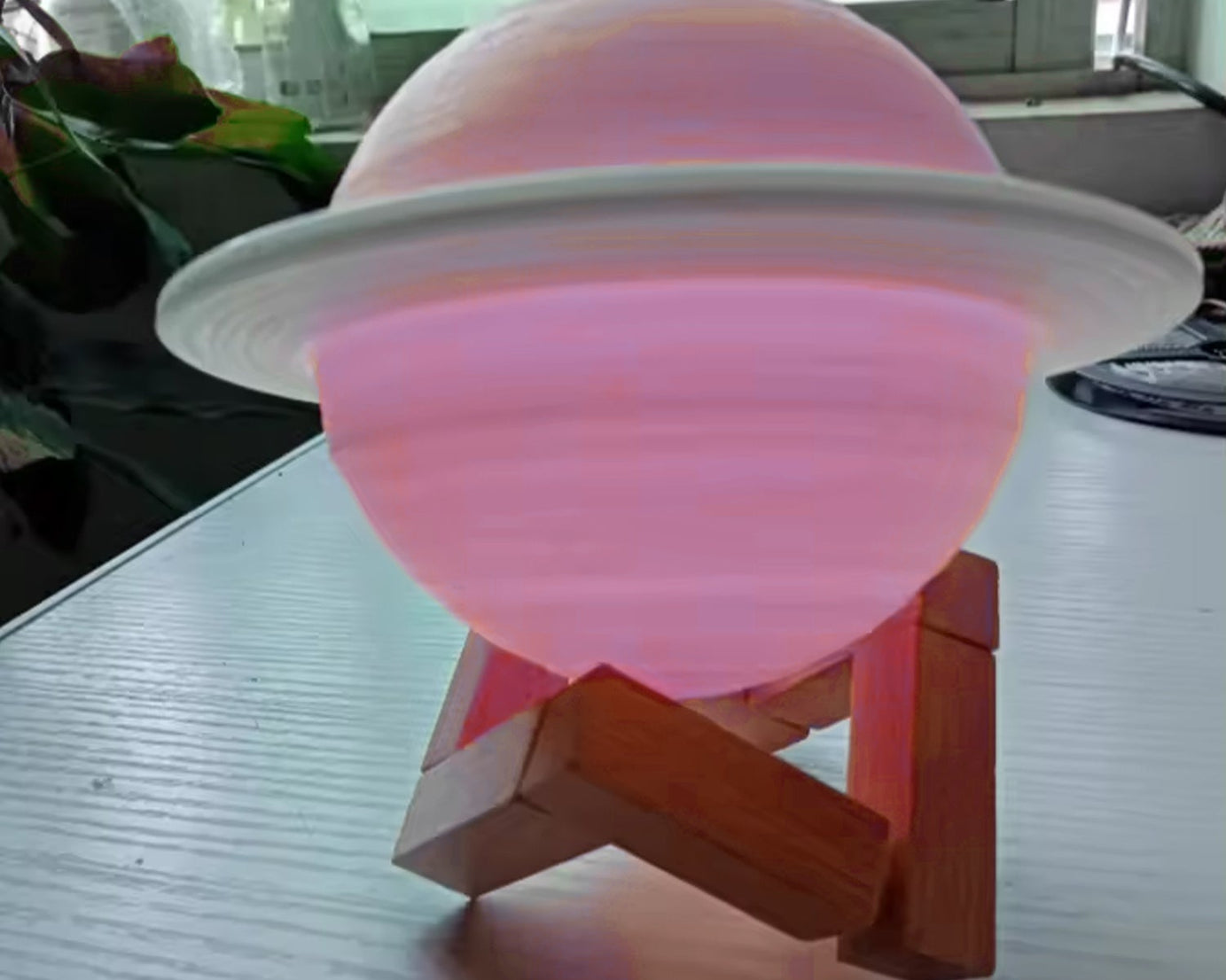3D Saturn Lamp Home Decoration Bedside Night Light With Base (1 pc / Multicolor)