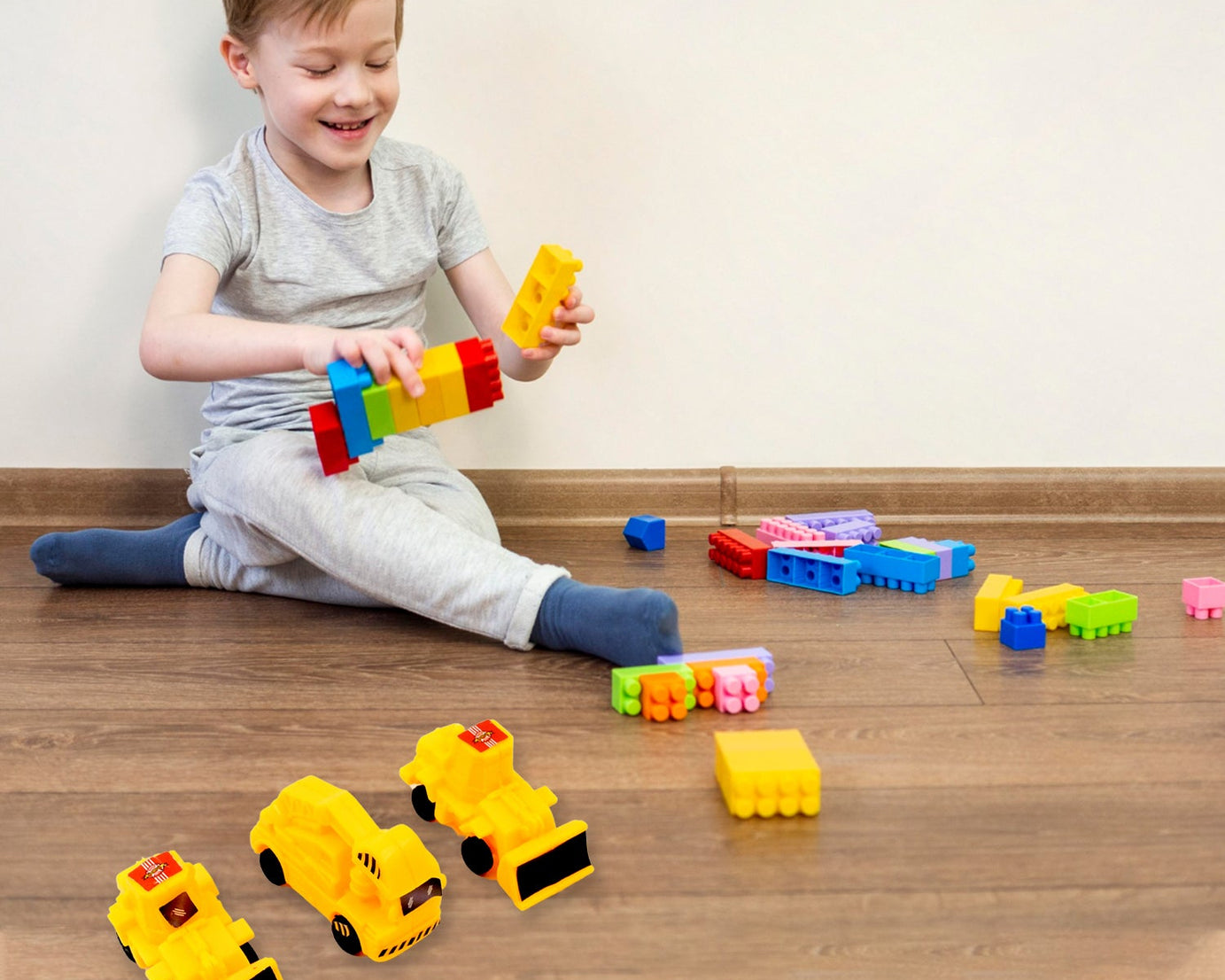 Vehicle Car Engineering Automobile Construction Car Toys Set for Children Kids Crane Excavator Road Roller Forklift Mixer Truck Transporter Truck Machine Construction Toys (6 Pcs Set)