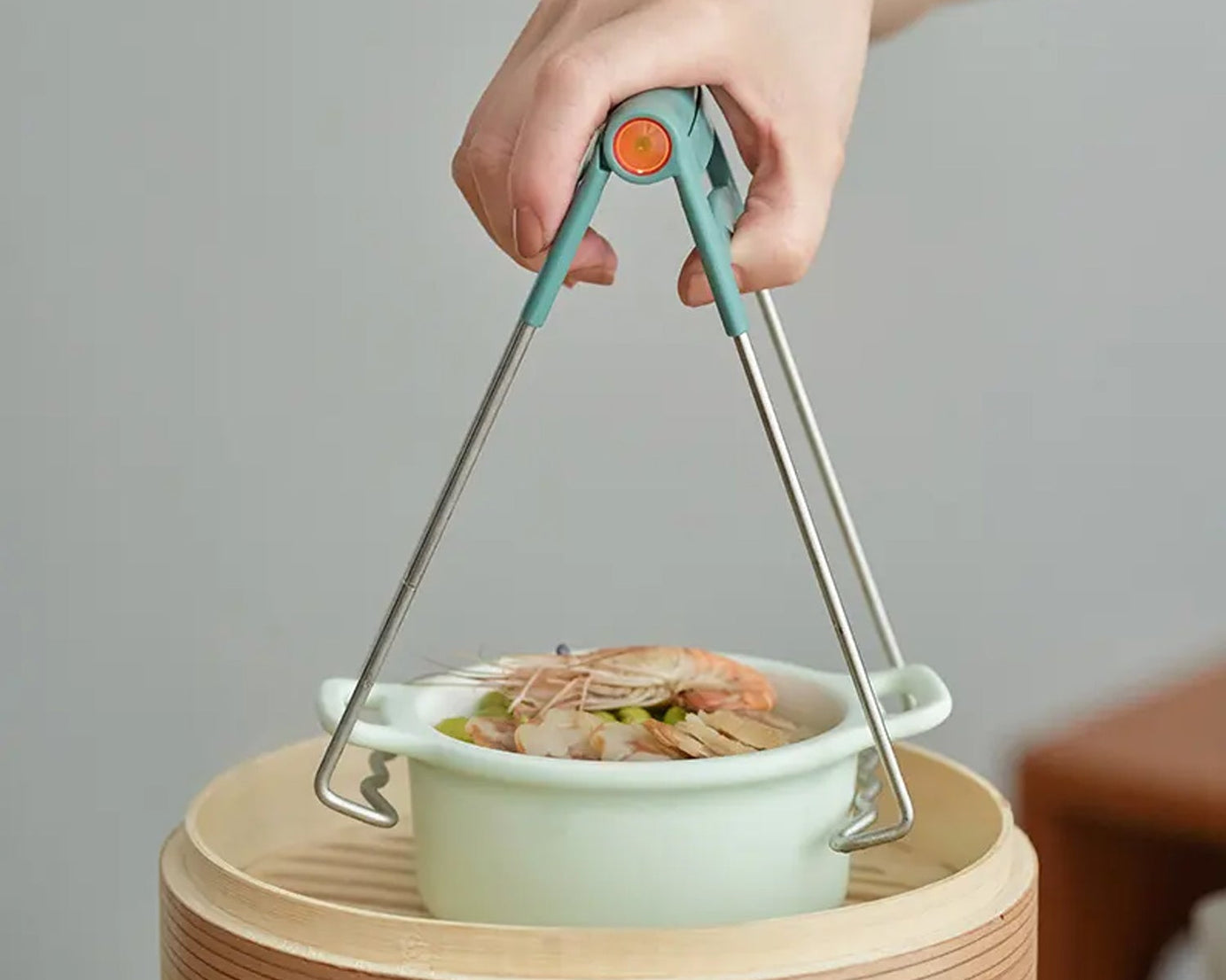 Kitchen Tongs, Bowls Clip Wear‑Resistant Bowls Plates Clip Lifter For Restaurants for Kitchen (1 Pc)