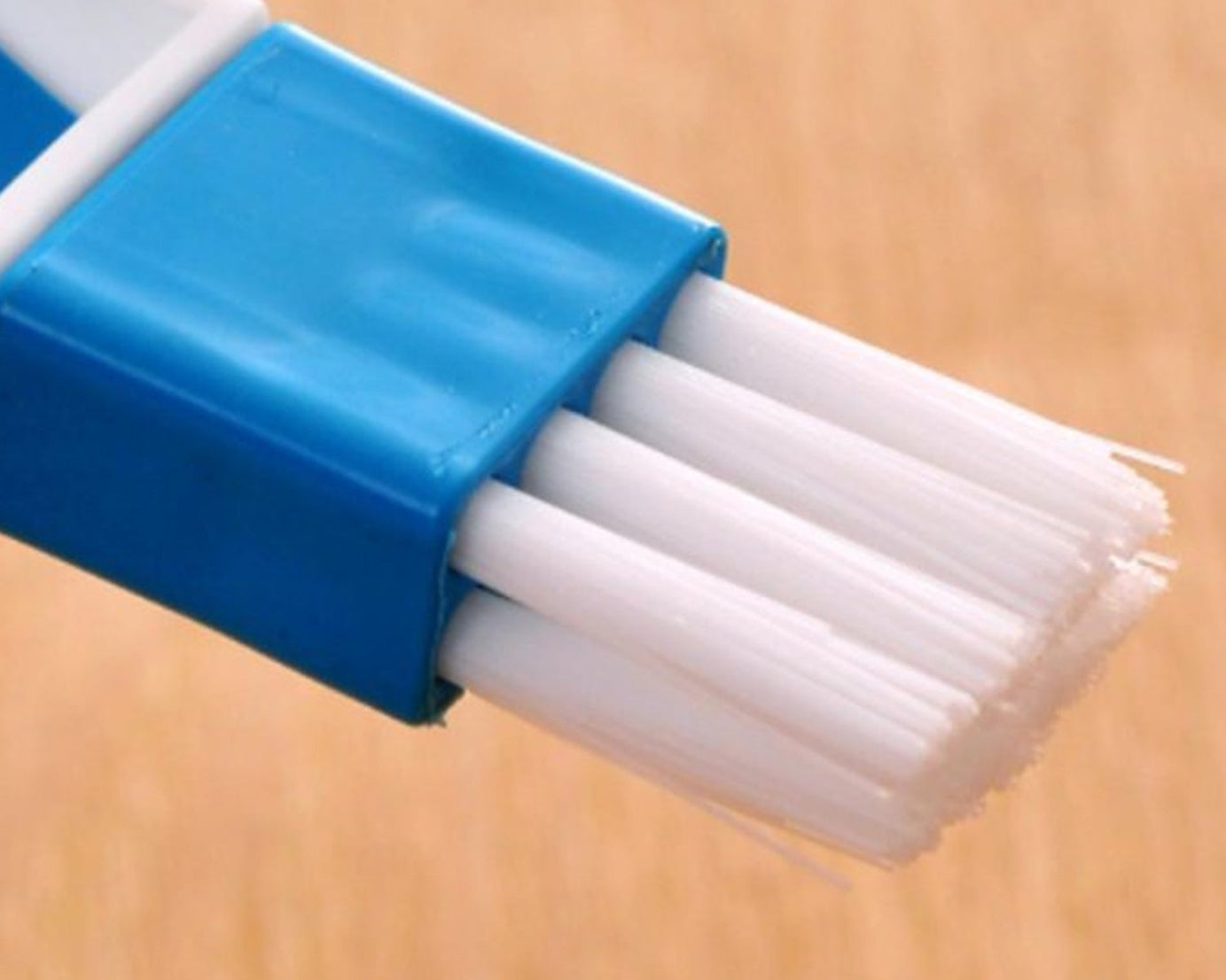 2 in 1 Multi-Function Plastic Window Slot Keyboard Wardrobe Dust Removal Cleaning Brush
