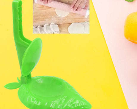 Plastic Kitchen Press: Strawberry Design, Manual, Easy to Use (1 Pc)