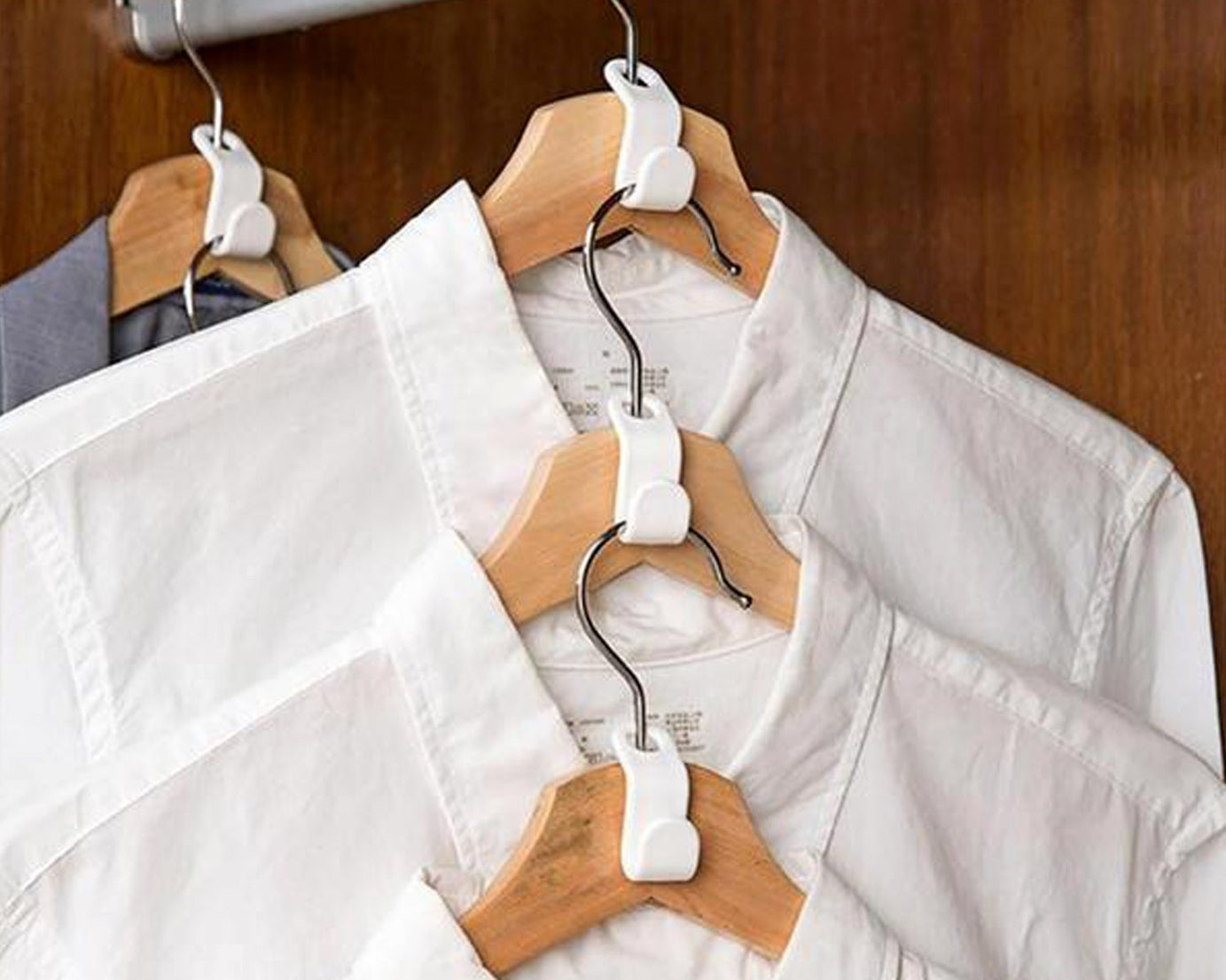 Non-slip plastic hanger.