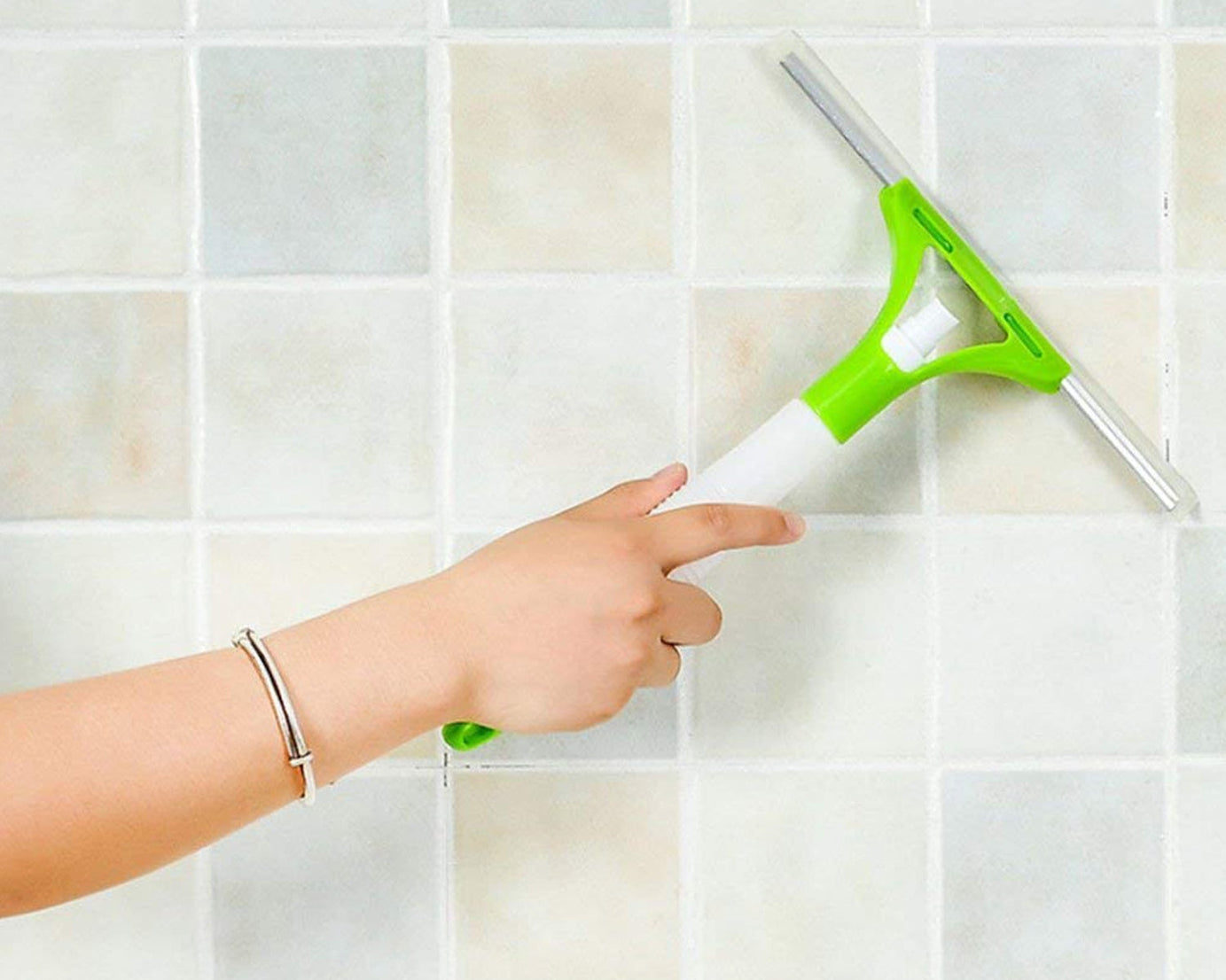 0620 Home Practical Washing brush Magic Spray type cleaning brush with Spray Bottle, glass wiper window clean shave glass sponge car window cleaning (1 Pc)