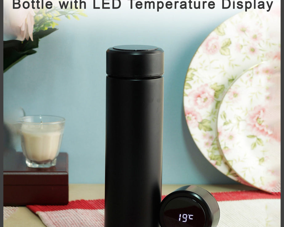 Smart water bottle with double stainless steel wall, top view