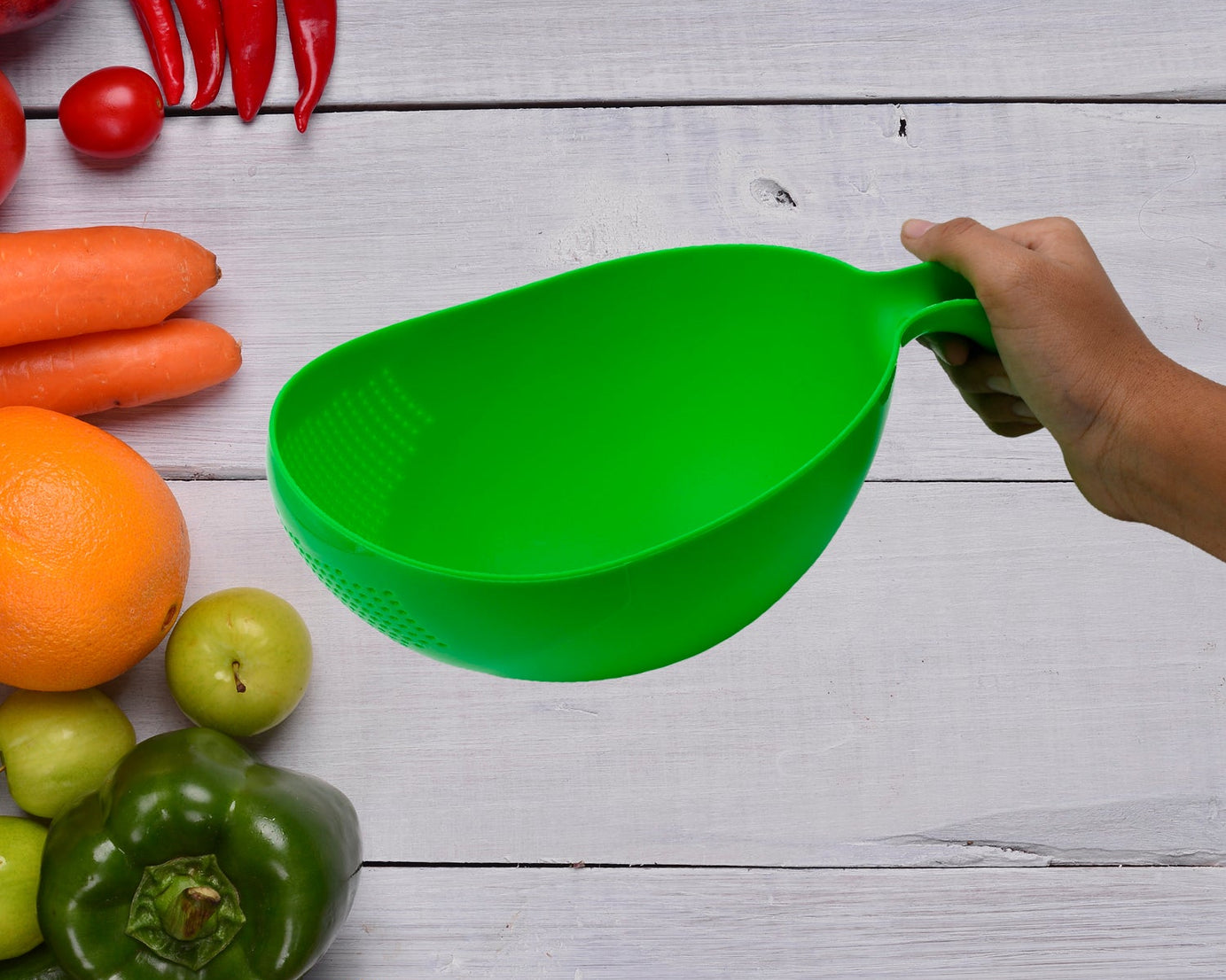 Handle-equipped rice bowl with thick drain basket, perfect for kitchen use.