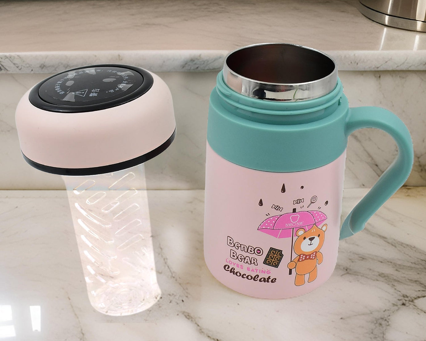 Smart Vacuum Insulated Water Bottle with LED Temperature Display & Gift Color Box (600 ML Approx)