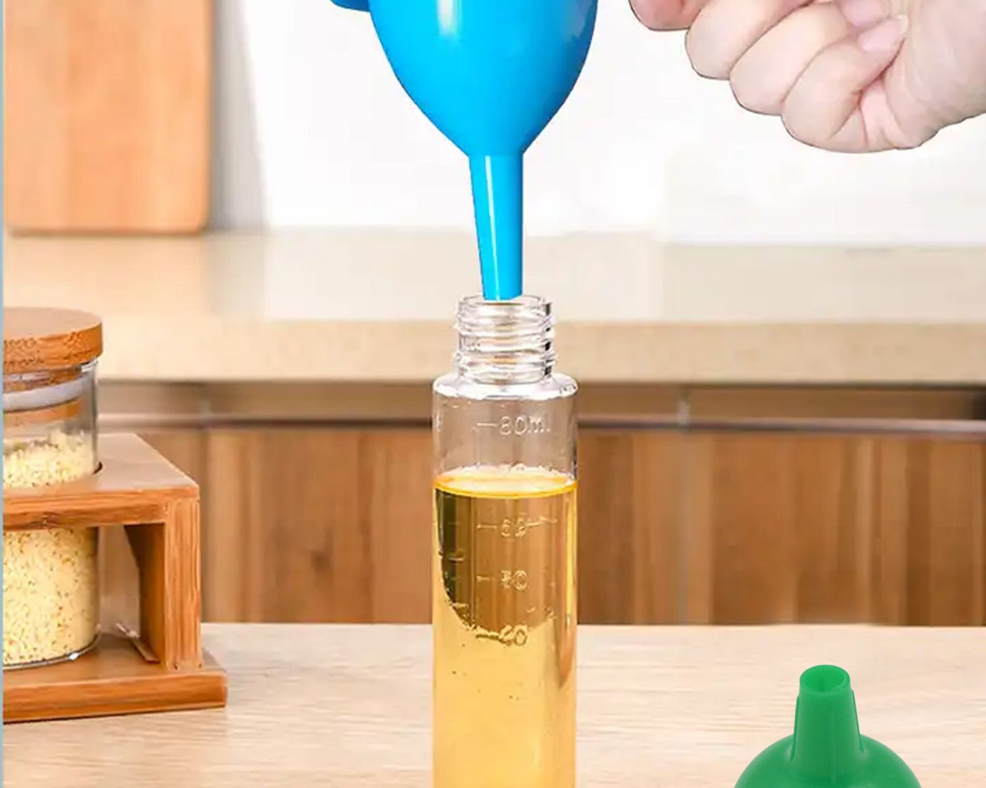 Silicone Funnel For Pouring Oil, Sauce, Water, Juice And Small Food-Grains (1 Pc Green)