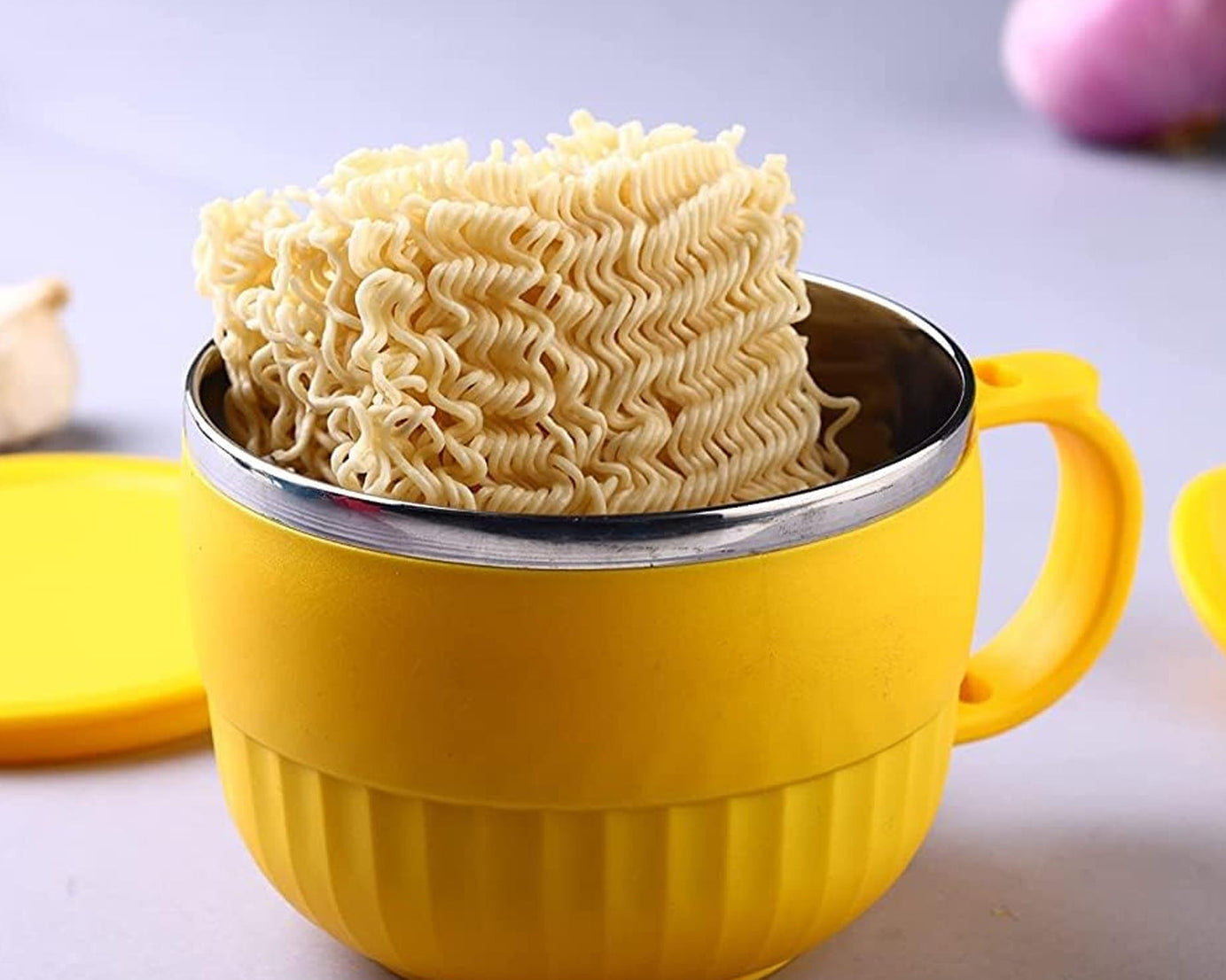 Yellow and white bowl with lid, easy for serving breakfast, fruits, and snacks. Dishwasher safe and easy to carry.