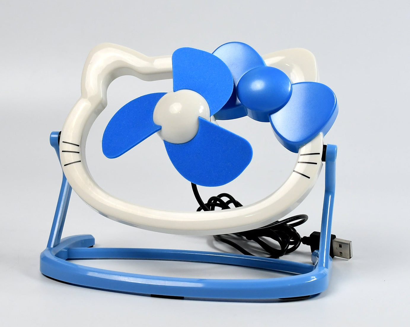 HELLO KITTY CARTOON FAN CUTE BRIGHT COLOR DESKTOP OFFICE USB MINI FAN PERSONAL DESKTOP FAN (Battery Not Include)