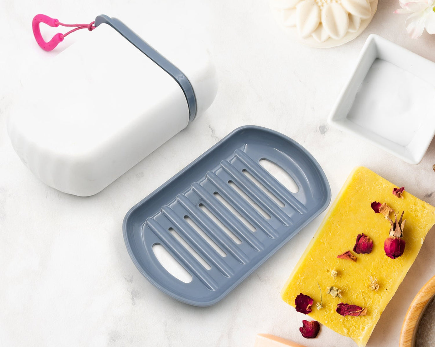 Stylish and Practical Soap Holder for Travel  Soap Box With Secure Seal and Non Leak Design Stylish Soap Box for Home, Bathroom, Hiking, Travel, Camping Capsule Soap Box (1 Pc)