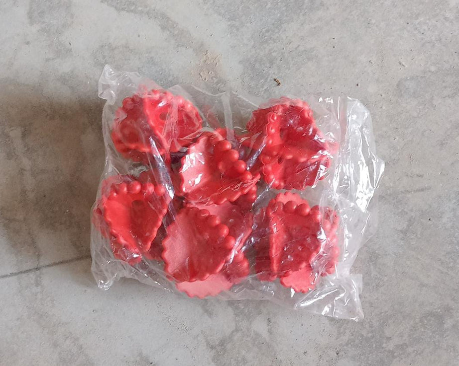 Laundry washing balls for detergent-free washing.