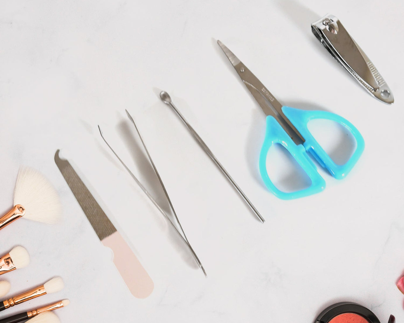 5 IN 1 Stainless Steel Professional Manicure Set, Nail Cutter For Women, Nail Scissors, Luxury Grooming Kit