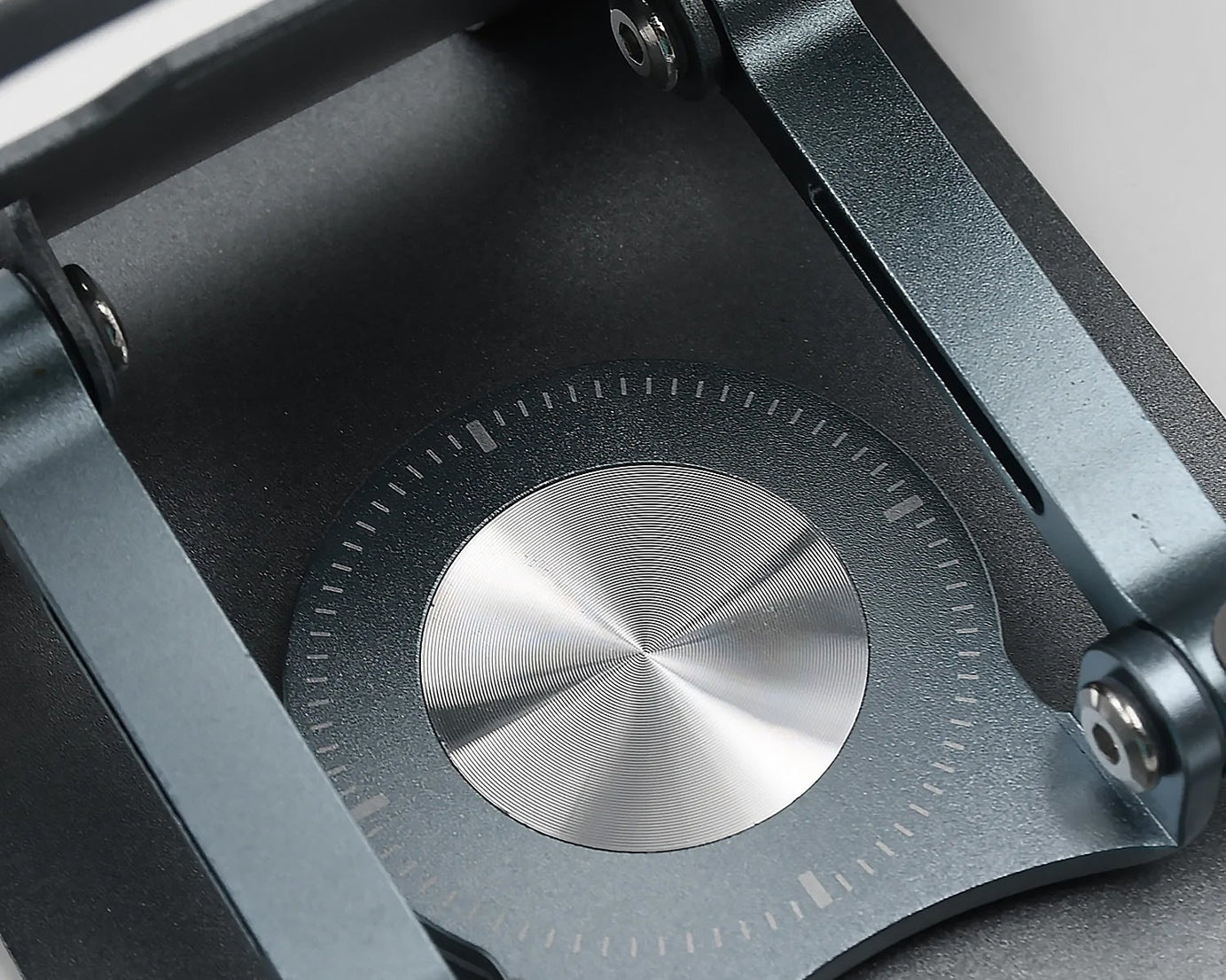 Aluminum Alloy 360°Rotating Bracket, Adjustable Laptop Stand, Portable Foldable Ergonomic Laptop Support