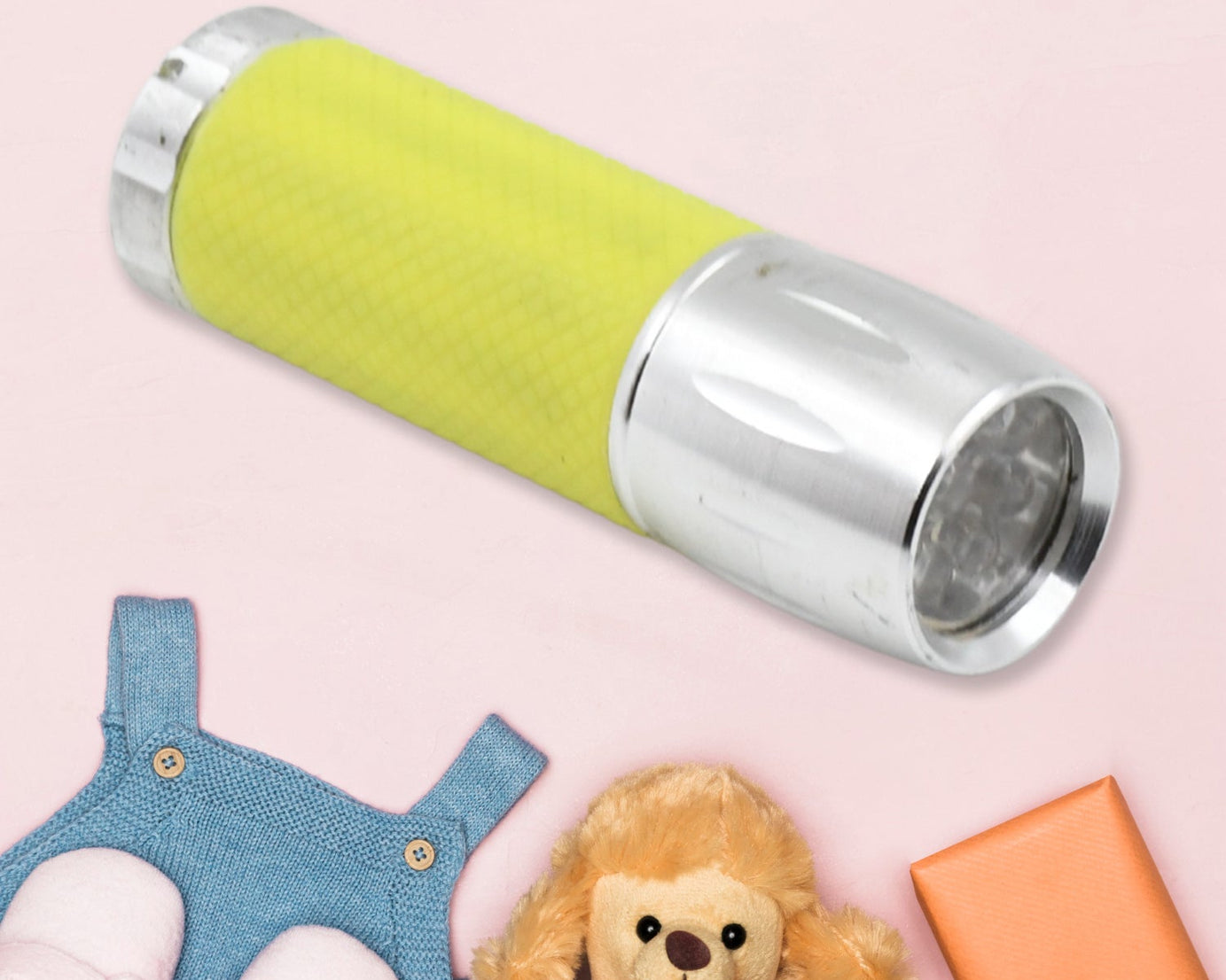 Portable Mini Torch / Flashlight LED Powerful High Lumens Pen Light Easy To Carry, Portable Pocket Compact Torch for Emergency 3 Battery operated (Battery not included / 1 pc)