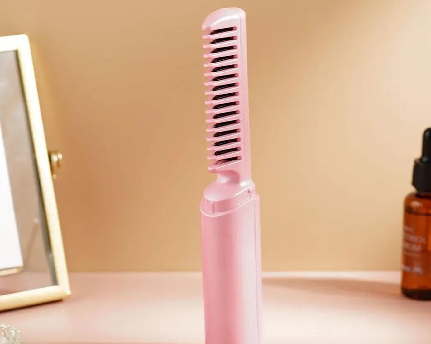 Rechargeable Mini Hair Straightener, Travel Portable USB Charging Cordless Hair Straightener Bursh, Three Temperature Adjustments Flat Iron Comb (1 Pc)