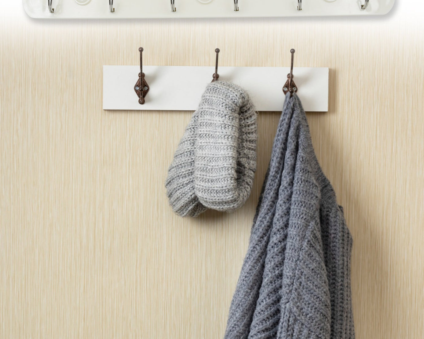 4041 Multipurpose hangers, Wall Door Hooks Rail for Hanging Clothes for Hanging Hook Rack Rail, Extra Long Coat Hanger Wall Mount for Clothes, Jacket, Hats, 6 Hook