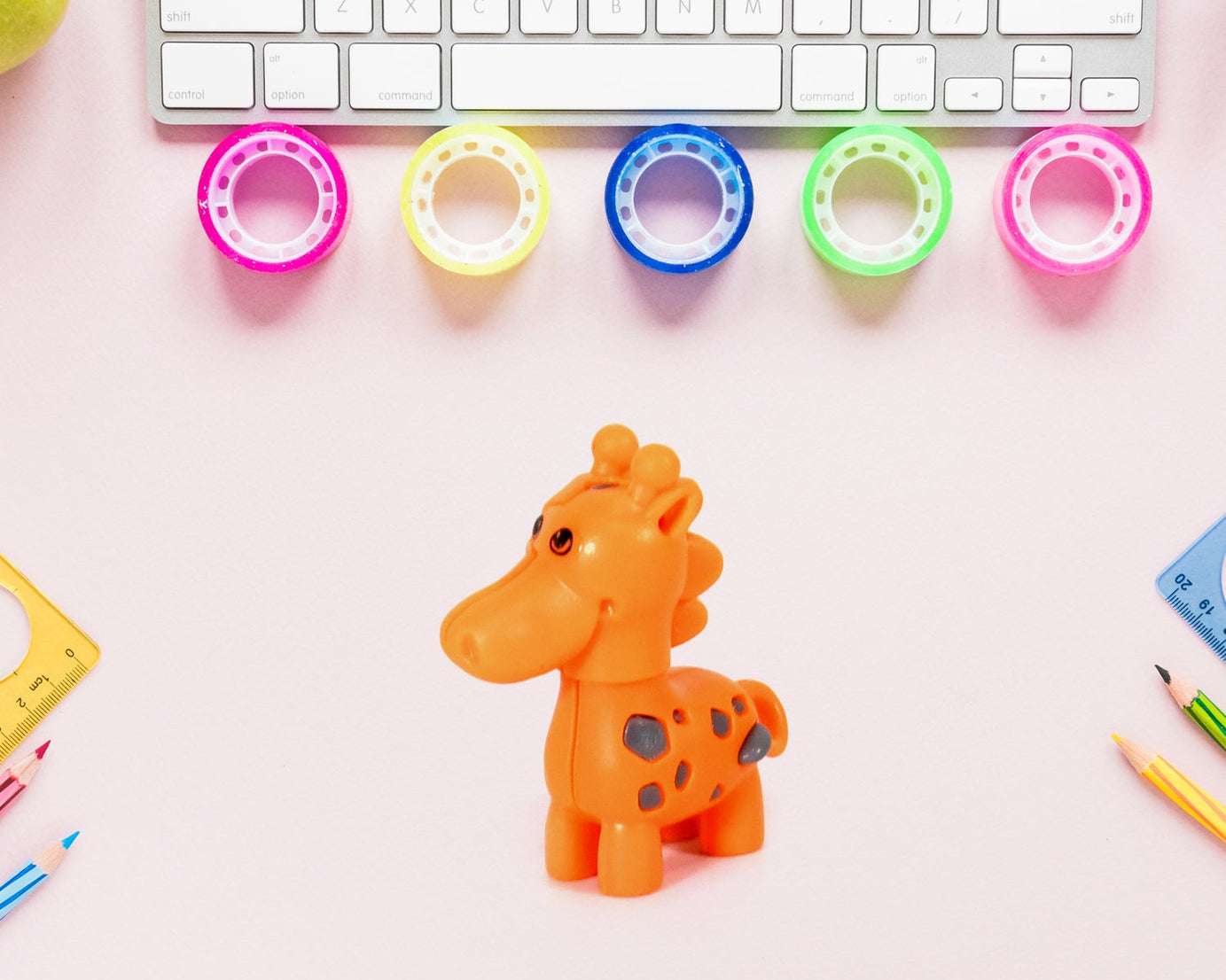 Extandable Giraffe toy, Cute Looking Giraffe with Extandable Neck