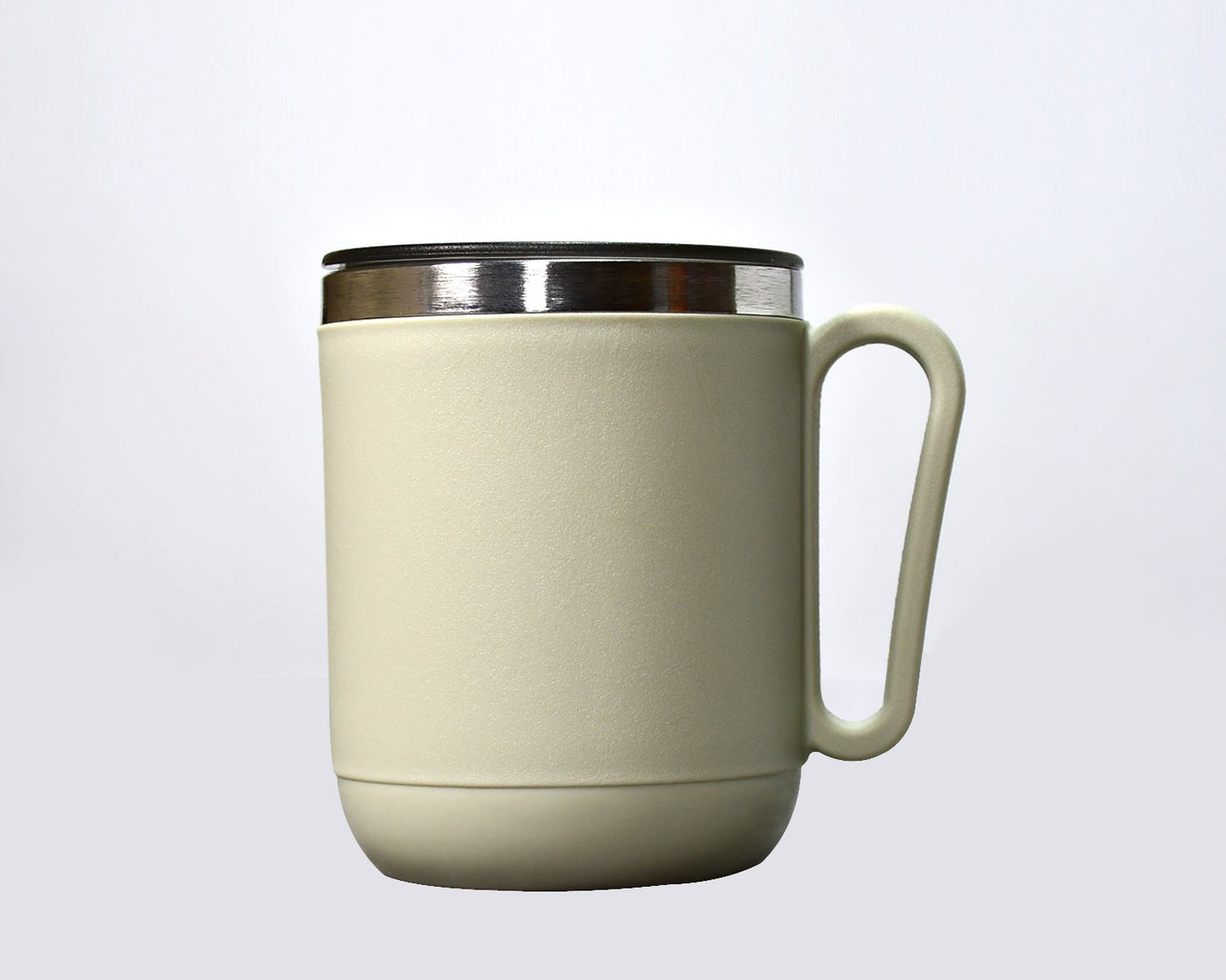 High-quality stainless steel coffee mug with heat-resistant lid